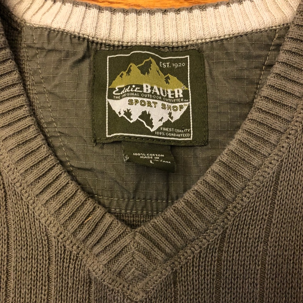 EDDIE BAUER Men’s sports sweater vest